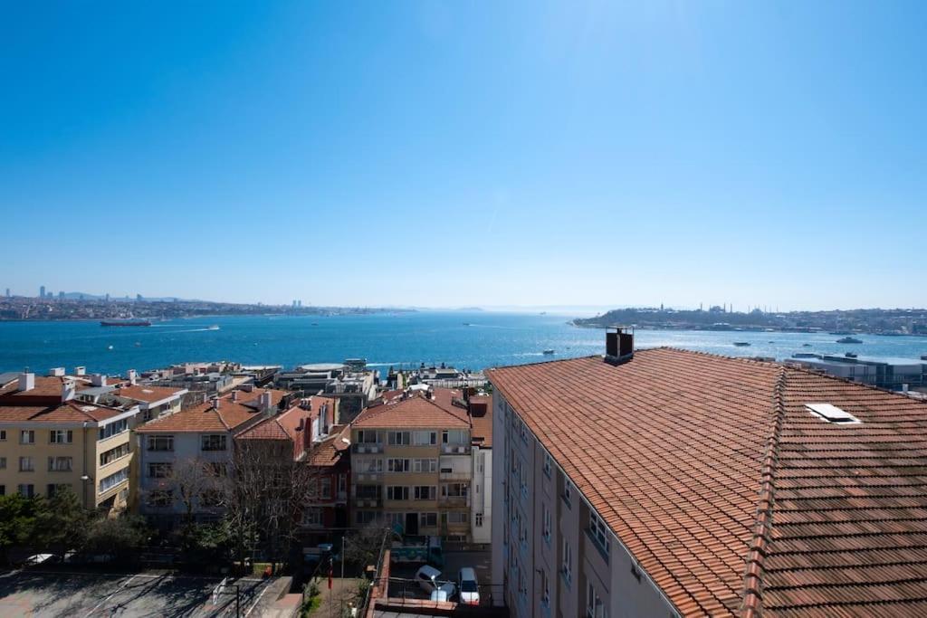 Bosphorus View In Superior Flat Appartamento Provincia di Istanbul
