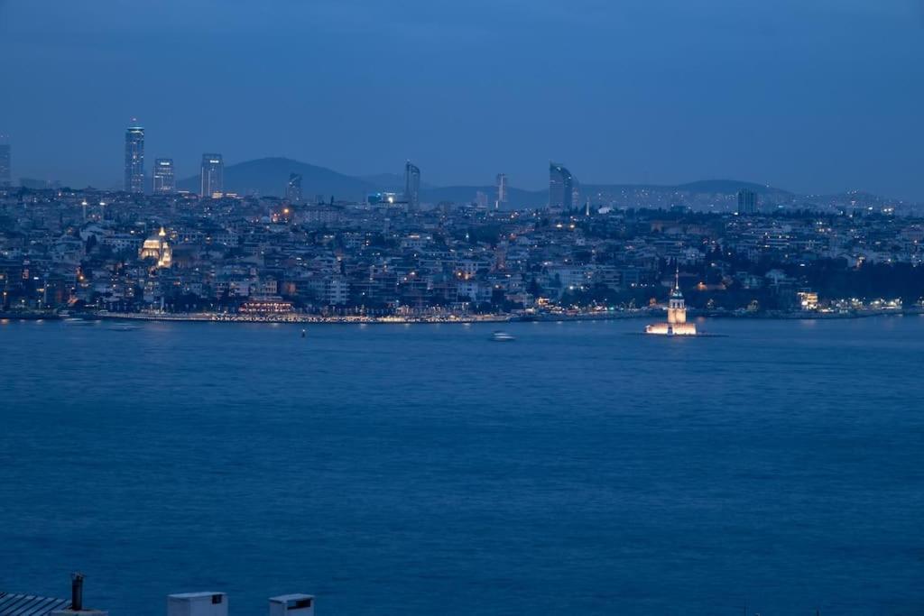 Appartamento Bosphorus View In Superior Flat Provincia di Istanbul