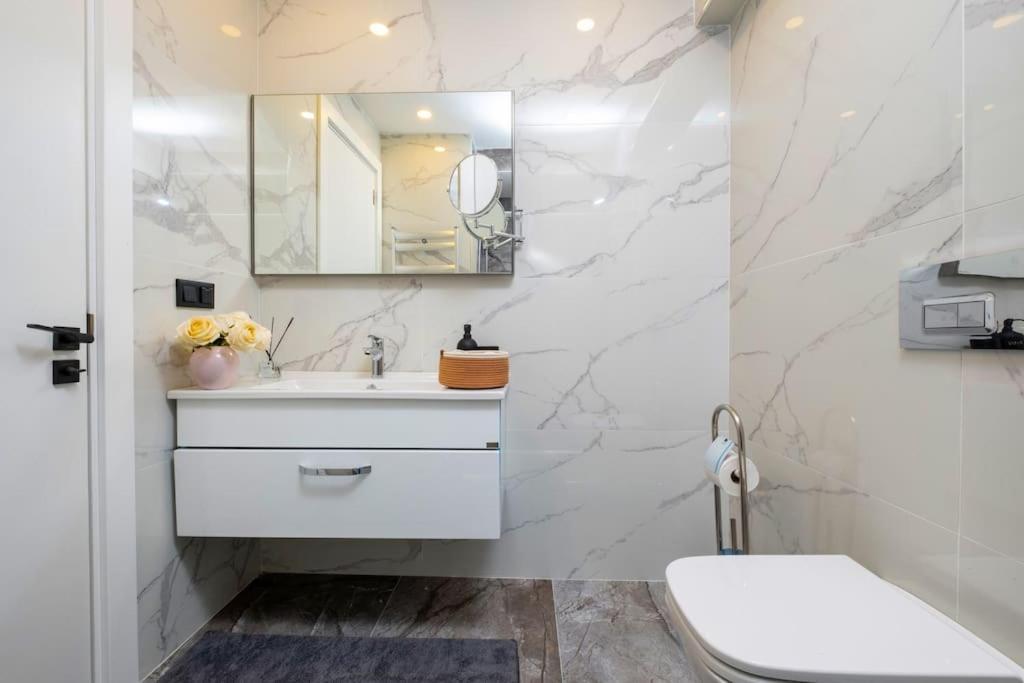Bosphorus View In Superior Flat Appartamento *
